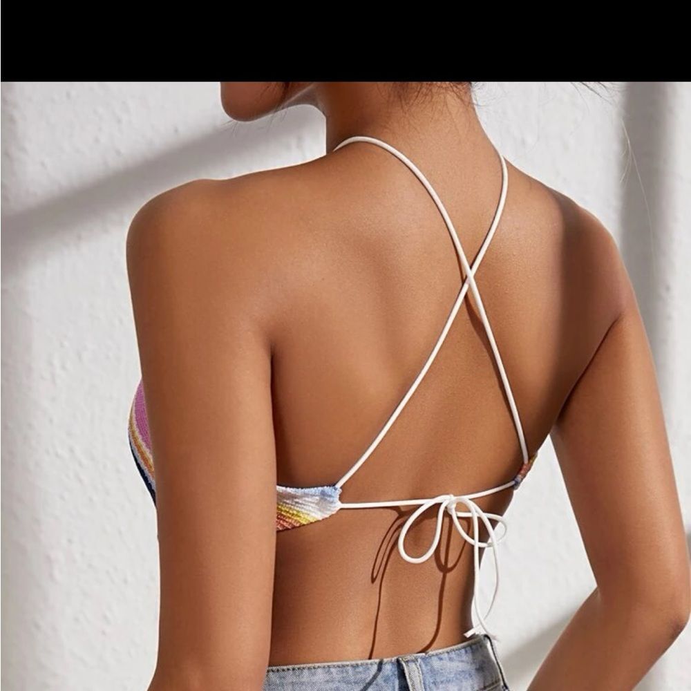 SHEIN Striped Backless Bandana Crop Top - Picture 3 of 7